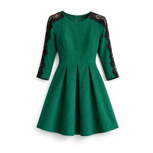 *Alexander McQueen Elegant Green Dress with Lace Accents size S